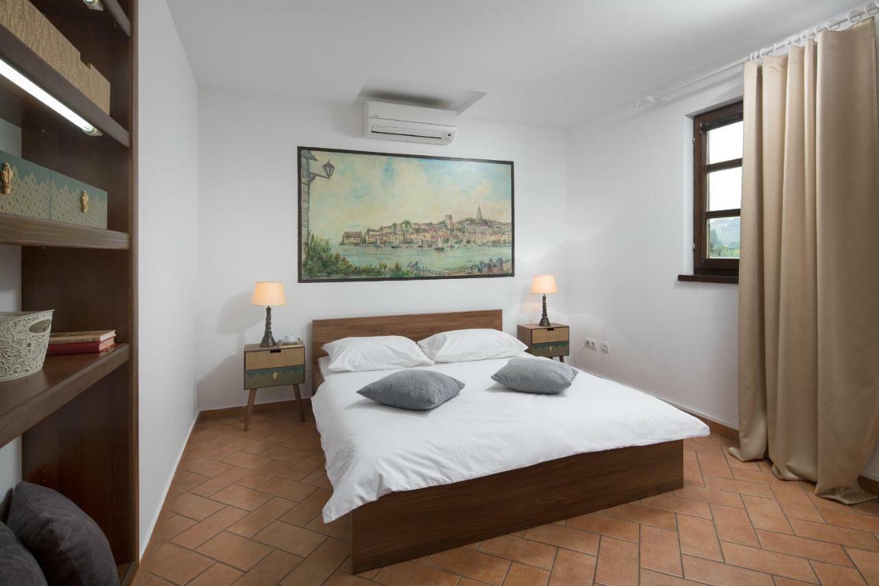 Apartments Bonaparte Poreč Buitenkant foto